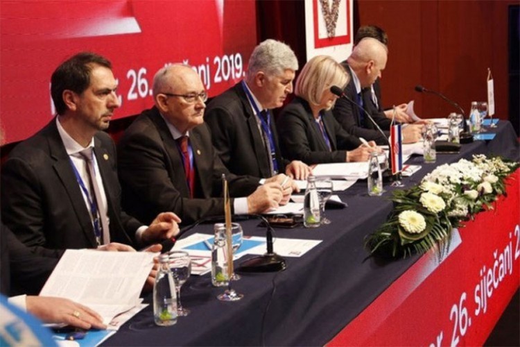 HNS: Deklaracija ne veliča ratne zločine ili zločince