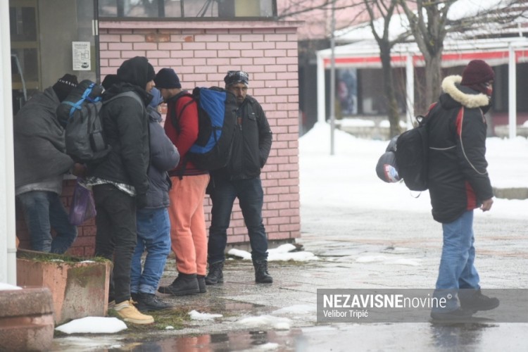 Policija u Banjaluci zaustavila veći broj migranata