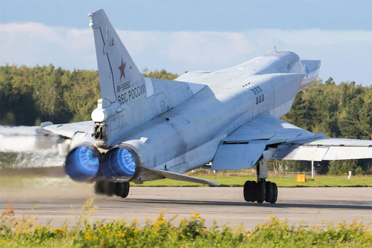 Šnajder: Bombarder "Tu-22M3" smrtonosan za ameriku