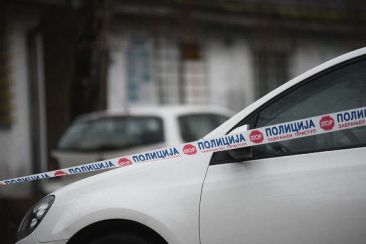 Grupa maloljetnika pretukla vršnjaka ispred osnovne škole u Banjaluci