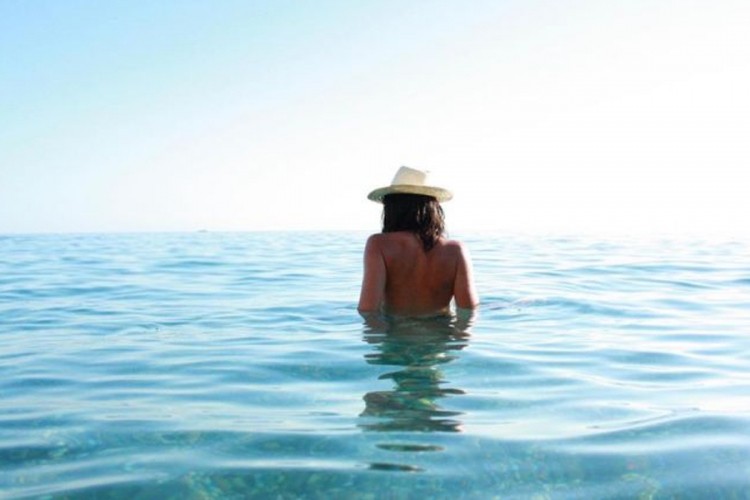 Pretjerana količina seksualnih odnosa uništila plažu