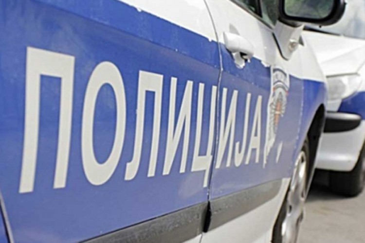 Jedno lice poginulo, troje povrijeđeno na autoputu