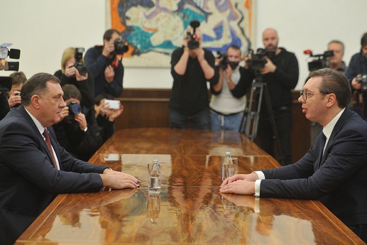 Počeo sastanak Dodika i Vučića