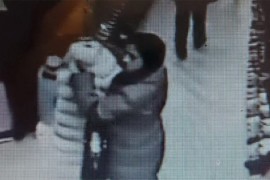 Policajka ukrala bundu, pa dobila tri mjeseca zatvora