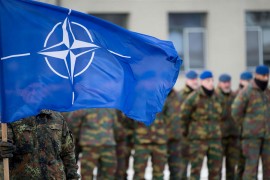Zastava NATO-a sutra ispred Vlade Makedonije