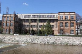 Zbog dojave o bombi evakuisana Gimnazija Obala u Sarajevu