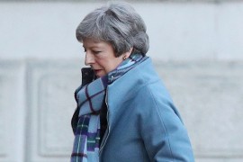Tereza Mej podlegla političkom pritisku