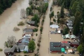 U Kaliforniji poplavljeno 2.000 stanova, hiljade ljudi odsječeno