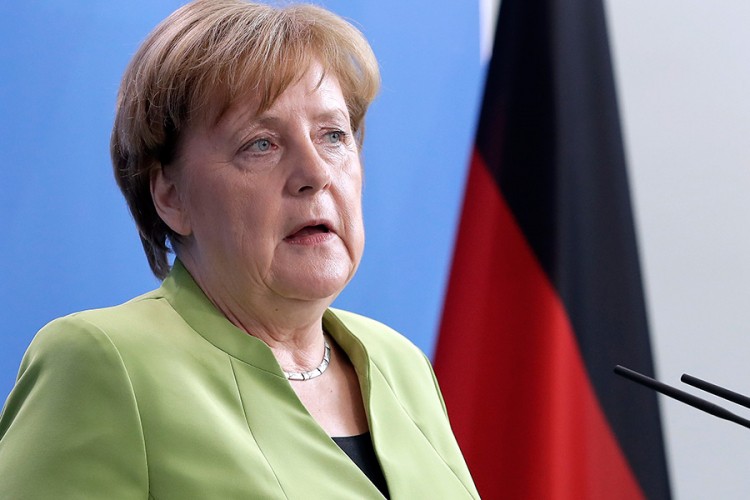 Merkel: Krizu u Venecueli riješiti novim predsjedničkim izborima