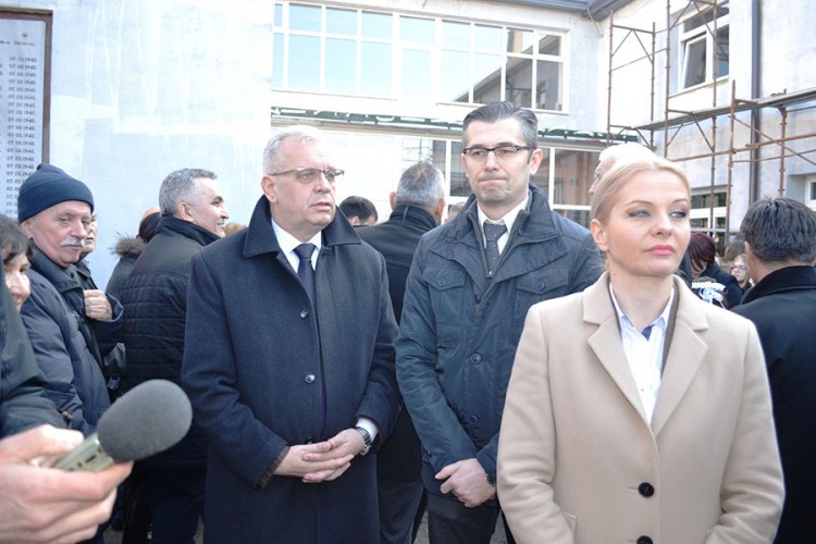 Trivić: Sačuvati od zaborava stradanje 52 učenika u Šargovcu