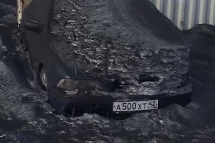Jugozapad Sibira prekrio crni snijeg