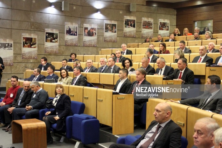 Usvojen budžet, kraj finansijskog kolapsa FBiH