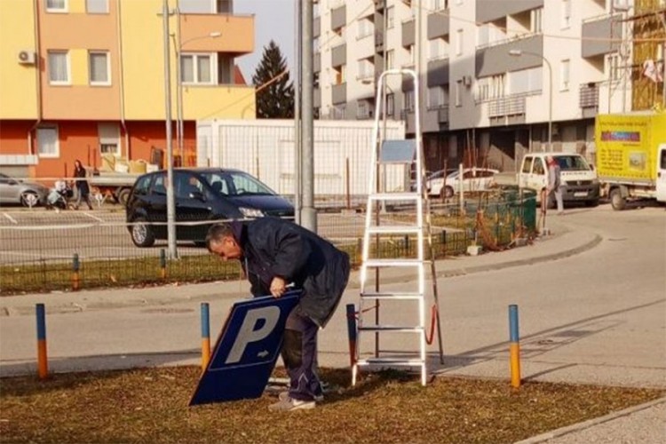 Zabranjen rad ilegalnom parkingu u Rosuljama
