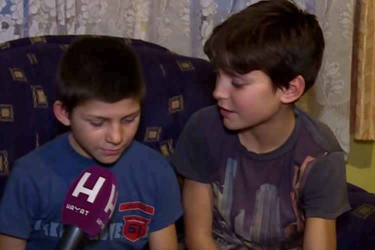 Majka ih ostavila i otišla u Njemačku: "Kuvam bilo šta, samo da brat jede"