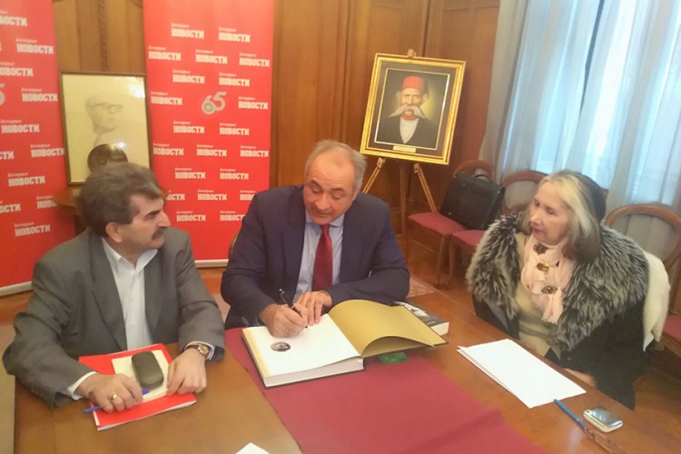 Nagrada "Meša Selimović" Vukadinoviću i Lomparu