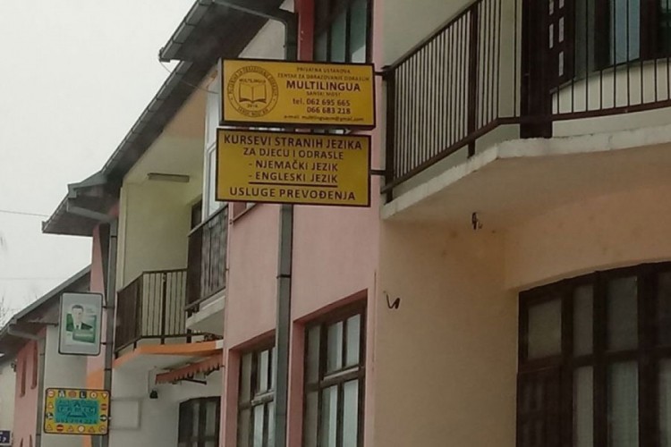 Naređena smjena direktorice škole u Sanskom Mostu
