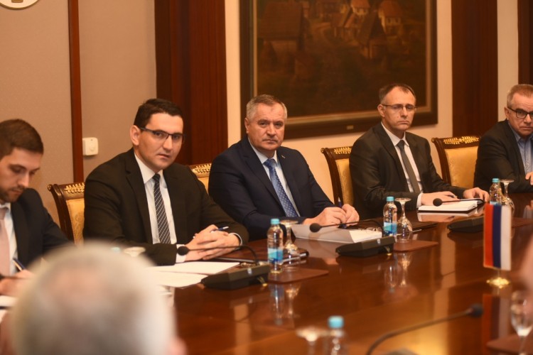 Višković: Jačati ekonomske veze, cilj što više investitora