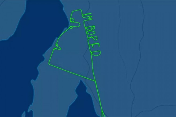 Pilot koji je crtao po nebu