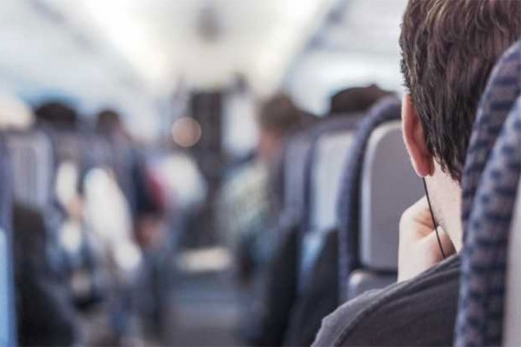 Kako da "preživite" turbulencije tokom leta