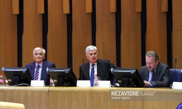 Izetbegović izabran za predsjedavajućeg Doma naroda BiH, Čović i Špirić zamjenici