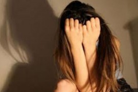 Silovanoj djevojčici zabranili abortus, javnost ogorčena