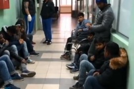 Kod Leskovca se prevrnuo kombi s migrantima