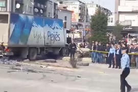 Kamion naletio na prolaznike u Gnjilanu: Jedna osoba poginula, više ...