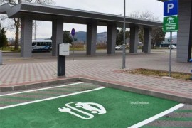 Trebinje dobilo punjač za električne automobile i bicikle