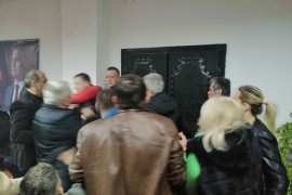 Poslije šaka u SDS-u sijevaju krivične prijave