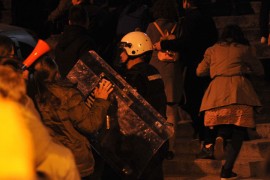 Demonstranti upali u zgradu RTS, MUP poziva na smirenost