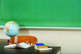 Profesor htio pustiti film iz istorije umjetnosti, ali je počeo pornić