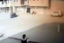 Kamere snimile uznemirujući udes u Skoplju, tinejdžer zakucao tri ...