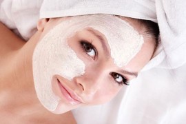 Preparati koje dermatolozi nikada ne bi stavili na svoje lice