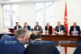 Počeo sastanak Dodika sa PDP-om