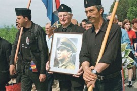Hebrang tvrdi da "udbaši" glume ustaše na Blajburgu?!