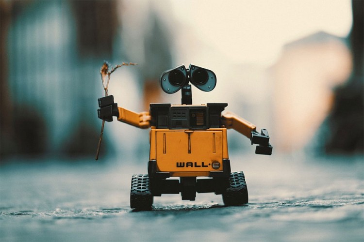 Oboreni svi rekordi prodaje robota u Americi
