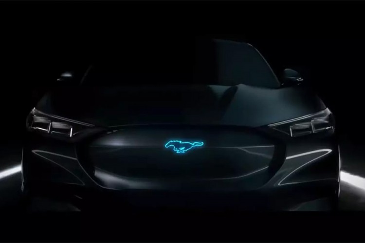Ford Mustang postaje električni crossover