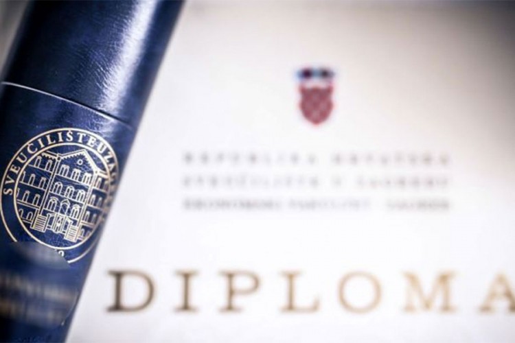 Još dvije falsifikovane diplome nastavnika