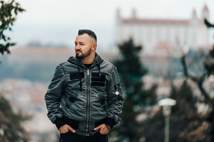 Aleksandar Vidaković objavio novi singl "Boccaccio Love"