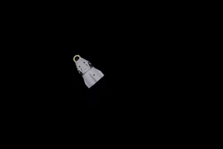 Space X se spustio na Zemlju