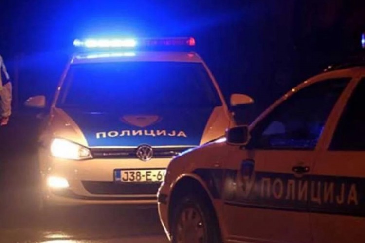 Drama u Banjaluci, naglo dodao gas i udario policajca