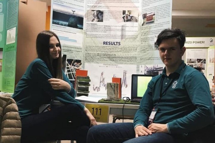 Od plastičnih flaša napravili izolacione ploče
