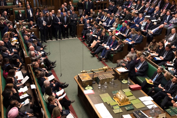 Britanski poslanici odbacili Brexit bez sporazuma