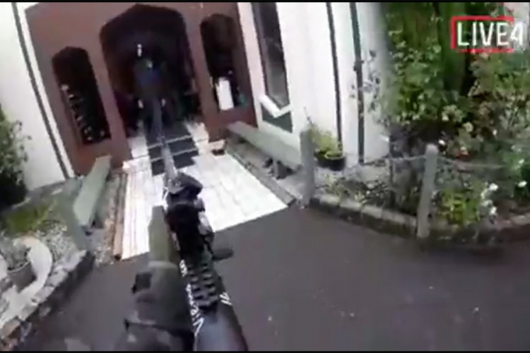 Sa društvenih mreža uklonjeni profili teroriste Brentona Taranta