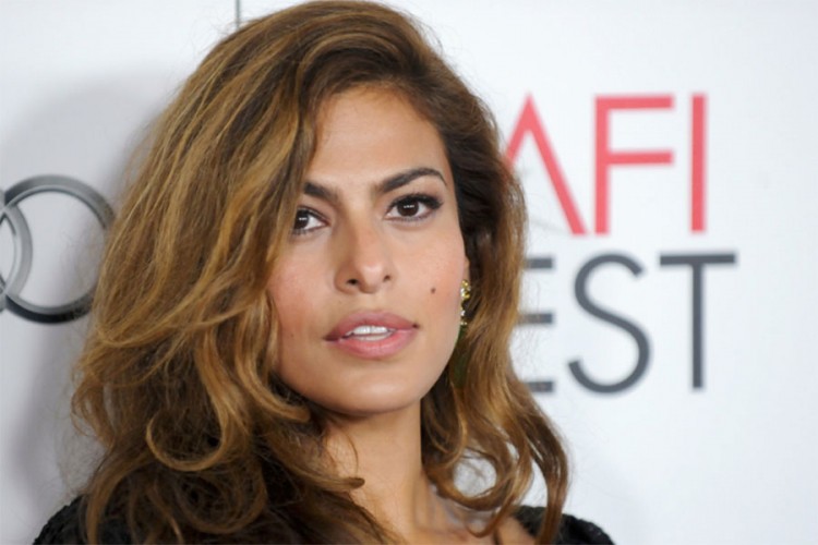 Eva Mendez vješto skriva privatni život
