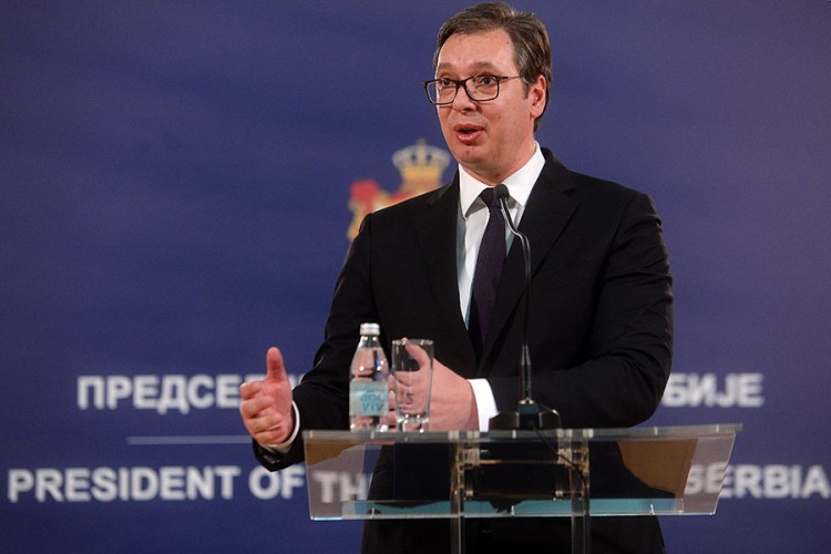 Vučić: Srbija će pobijediti huligane i nasilnike, makar ja danas stradao