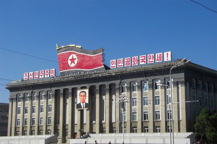 Ministar odbrane: Rano je reći da li se Sjeverna Koreja priprema za lansiranja