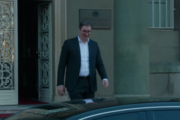 Šta je Vučić rekao demonstrantima na izlazu iz Predsjedništva?