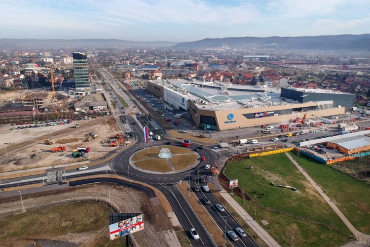 Obustava saobraćaja u Banjaluci zbog otvaranja "Delta planeta"