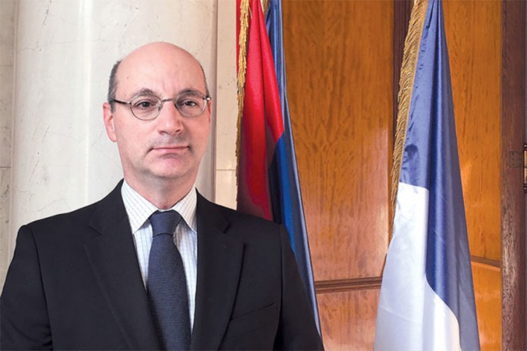 Mondoloni: Nemamo crvenu liniju kada je riječ o pitanju Kosova